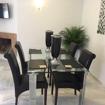 Beautiful 2 Bedroom Apartment @ Puerto Banus! Marbella Zewnętrze zdjęcie